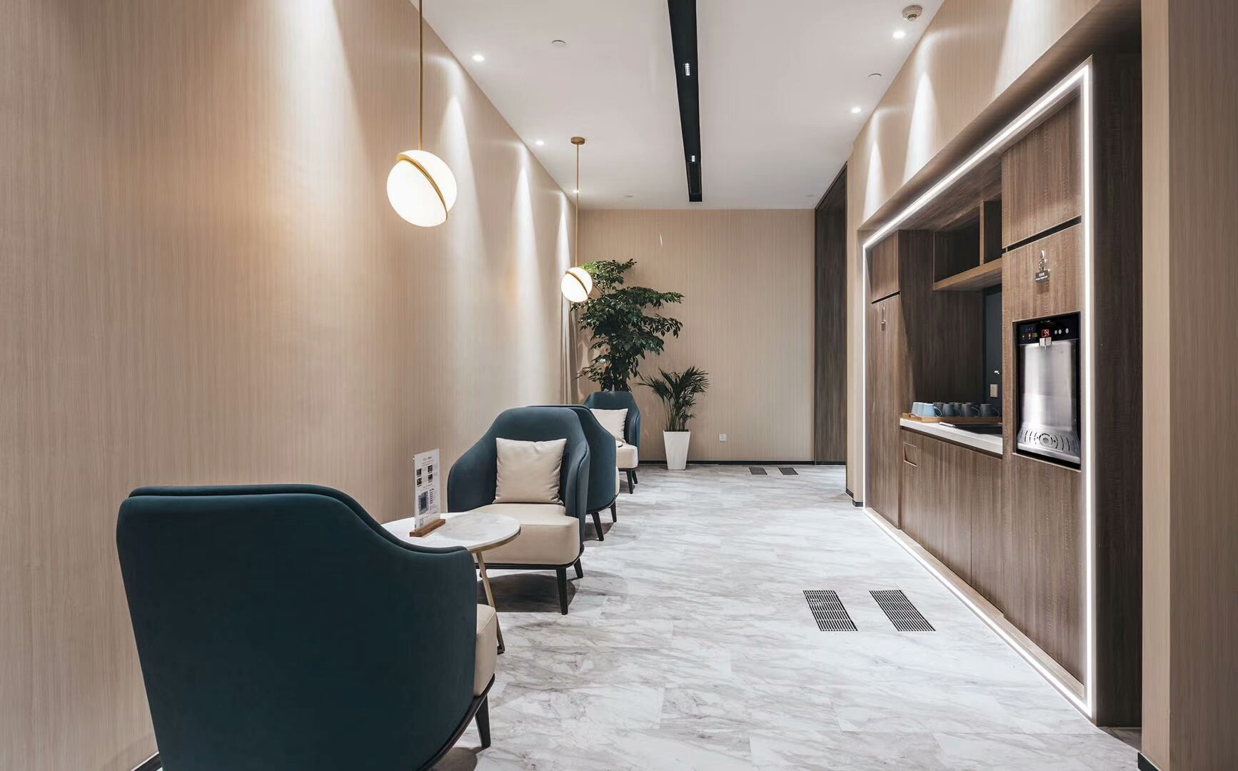 <a href=http://www.xiaoshoupa.cn/tags-457.html target=_blank class=infotextkey>辦公室裝飾設(shè)計(jì)</a>