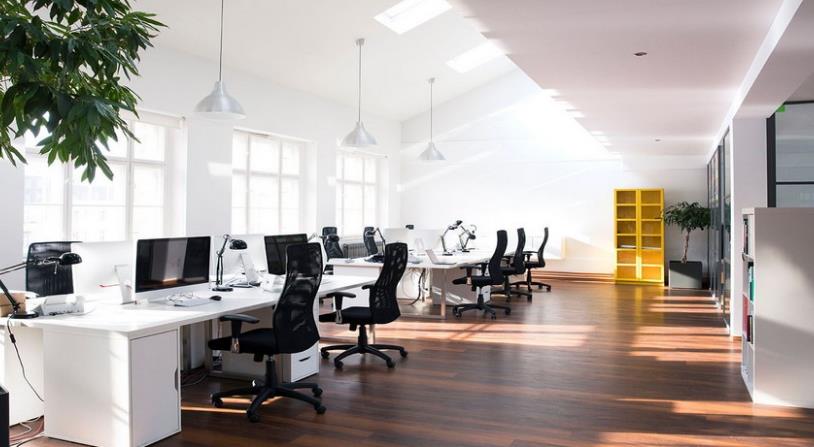 辦公室設計工作室怎么裝修？辦公室設計如何選擇軟裝家具?